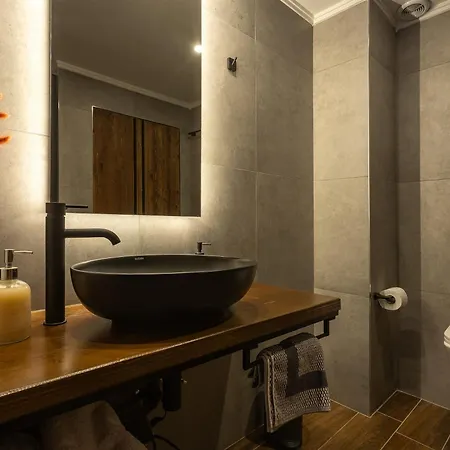 Apartament Wooden *